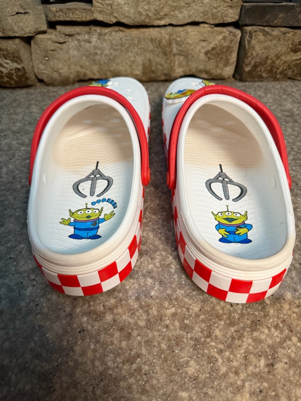 CROCS Toy Story - Picture 3 of 8